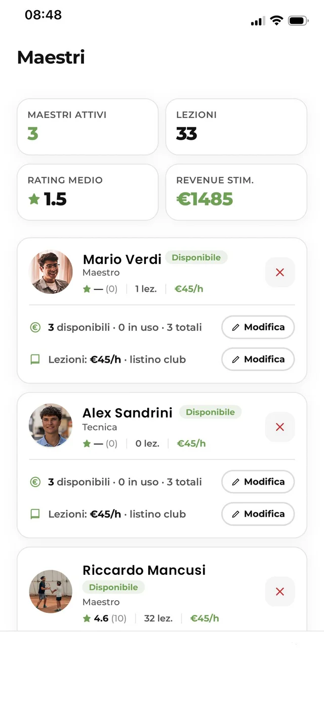 Coaches and lessons in the Xrebound app